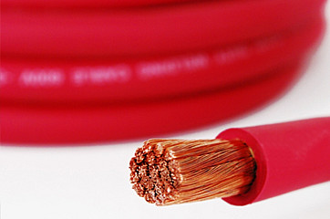 RDEČ KABEL 16mm2/320A (1m)